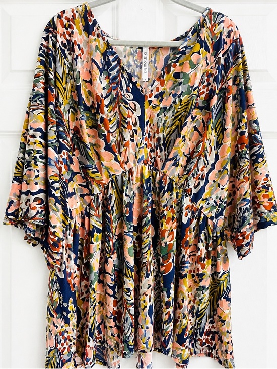 Dear Scarlett Tops - Dear Scarlett Multicolor Printed V-Neck Tunic in Navy, Pink & Mustard XL NWT